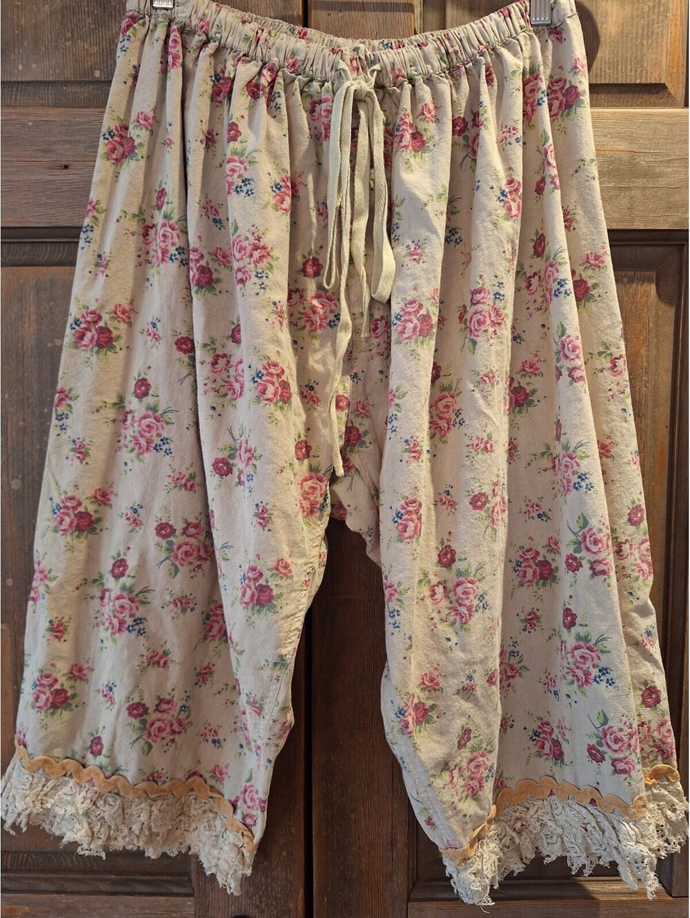 Magnolia Pearl Floral Grady Bloomers in 100% Cotton In a Pinky Beige background